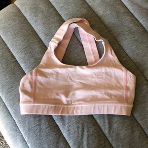 Lululemon sports bra size 6